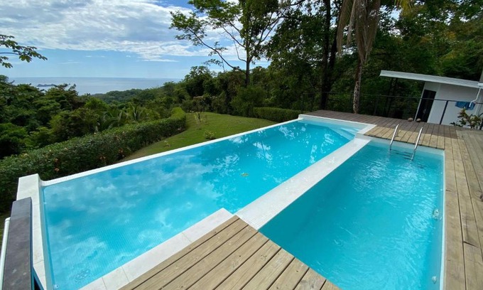 Ballena House | La Perla De Ballena