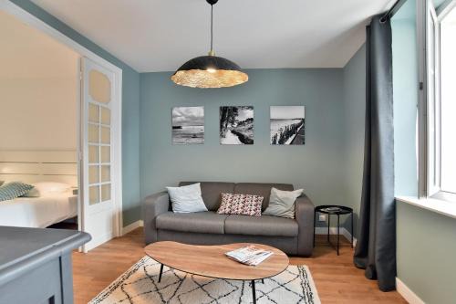 Cancale Apartment | La Perlezen - Appt pour 4 à 100m de la plage