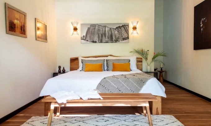 Puerto Viejo de Talamanca Apartment | La Prometida Hotel - King Suite, Cambria