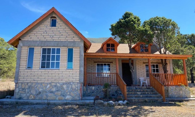 Saltillo Cabin | LA QUERENCIA
