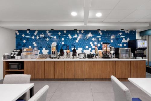 Stafford Hotel | La Quinta by Wyndham Houston Stafford Sugarland