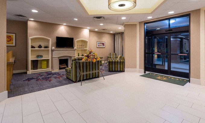 Blountville Hotel | La Quinta Inn & Suites by Wyndham Kingsport TriCities