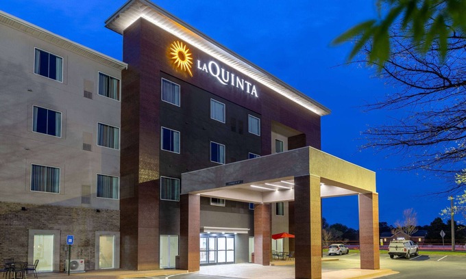 Augusta Hotel | La Quinta Inn & Suites by Wyndham Augusta/Fort Eisenhower