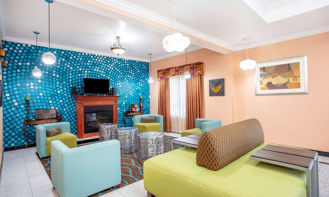 St. Augustine Hotel | La Quinta Inn & Suites by Wyndham St. Augustine