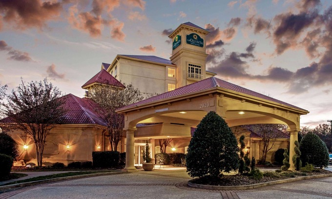 Winston - Salem Hotel | La Quinta Inn & Suites by Wyndham Winston-Salem