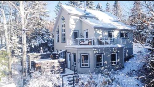 Les Eboulements Ski Chalet | La Renardière des Monts