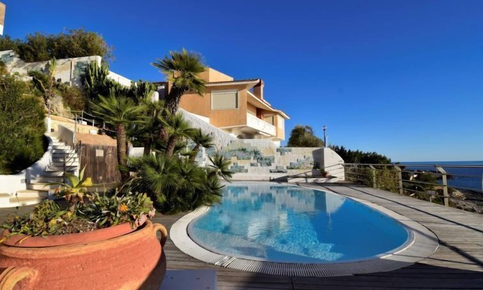 Plemmirio Apartment | La Rosa by Interhome