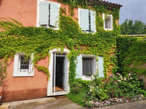 Fayence House | La Rose des Claux