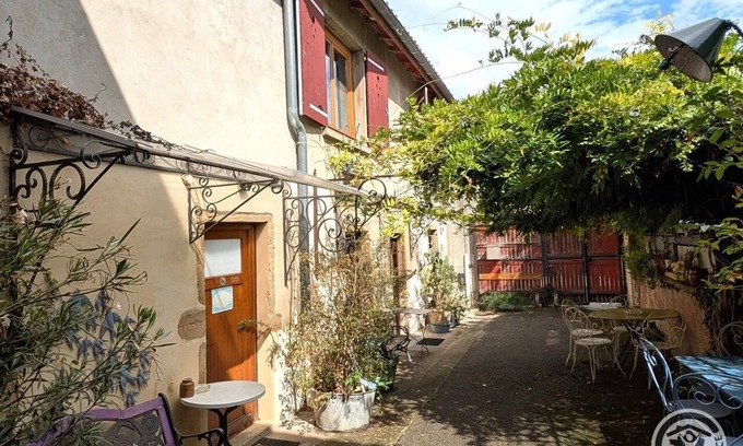 Vaulx En Velin Village Apartment | La Roue Arrière - VAULX EN VELIN