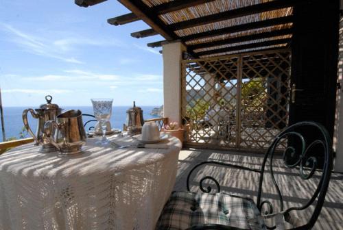 Cinque Terre Bed & Breakfast | La Serra Sul Mare