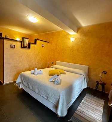 Perinaldo House | LA TAVERNA tra gli ulivi