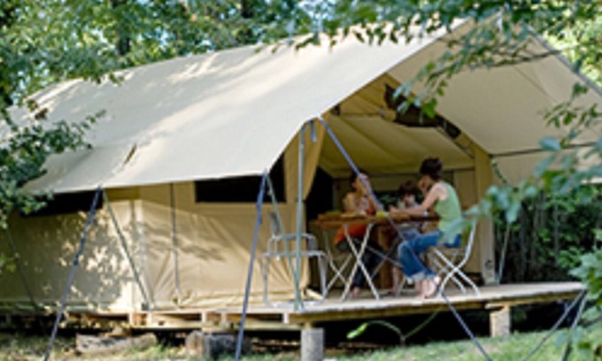 Dardilly RV Rental | La tente Toile & Bois Classic V - Up to 5 people - 25 m² numero 5