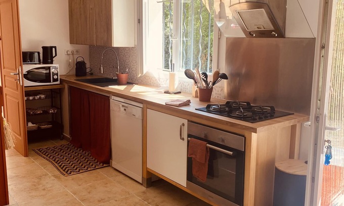 Saint-Cannat Villa | La Terracota, Maison de Campagne Avec 3 Chambres, Jaccueille et Jardin de 700m2