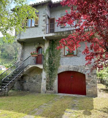 Llanars House | La Torre de la Vall de Camprodon