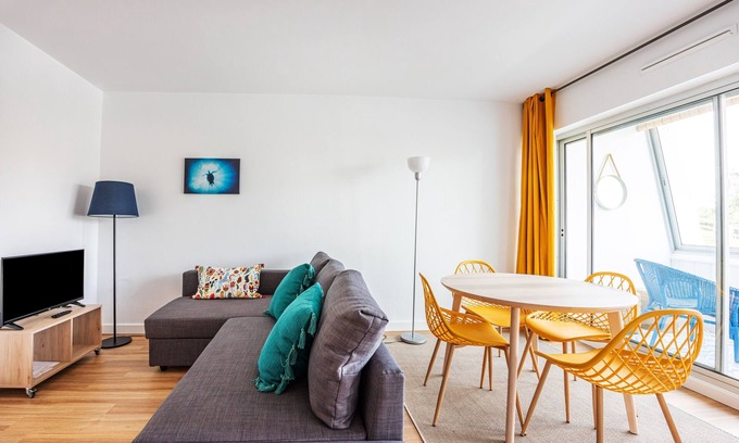 Bernieres-sur-Mer Apartment | La Tortue Joyeuse - Appartement avec Loggia