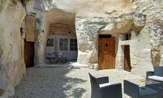 Loches House | La troglodyte fantastique Lochoise