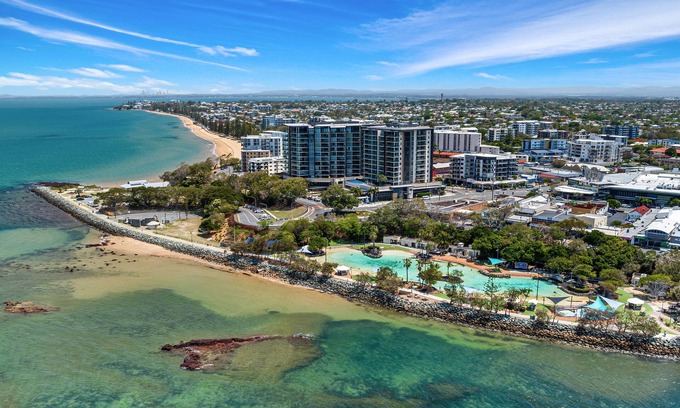 Redcliffe Apartment | La Vida on Anzac