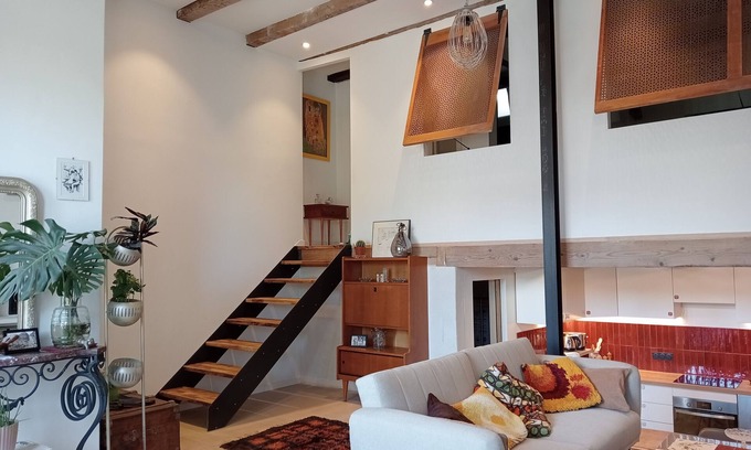 7th Arrondissement Apartment | La vie en rose