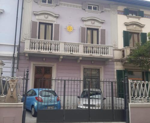 Santa Croce sull'Arno House | la villa dell'orologio