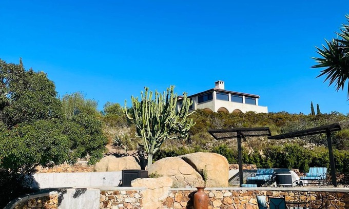 Valle de Guadalupe Hotel | La Villa del Valle