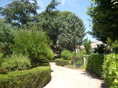 Lamalou-les-Bains Apartment | La villa des fleurs