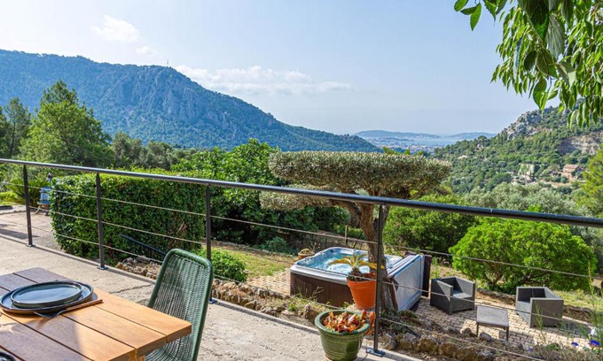 Toulon Villa | La Villa Jausserane