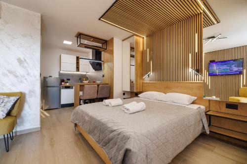 Salatic Apartment | La Vista apartments with pool