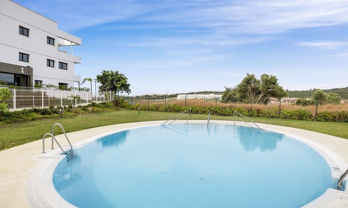 Estepona Apartment | La Vista | with views in Estepona