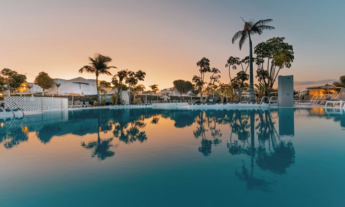 Playa Blanca Hotel | LABRANDA Alyssa Suite Hotel