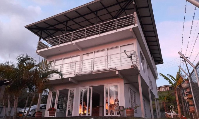 Calima House | lago calima home