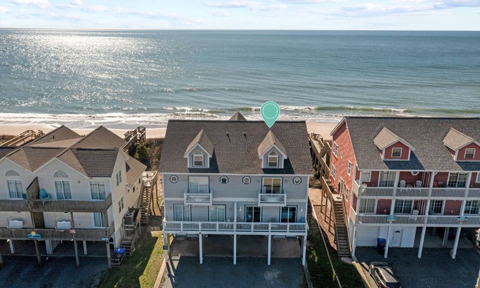 McCutcheon Field House | Laguna East #158 - 4 BD Oceanfront Home w/Direct Beach Access!