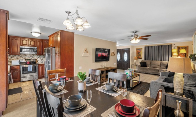 Laguna Hills House | Laguna Hills Home Near Beach w/Massage Recliners, Fire Pit, Game Room & 70" TV