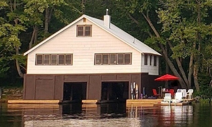 Windermere Cottage | Lake Rosseau Muskoka Cottage Rental 5 min from Windermere w boat/trailer parking