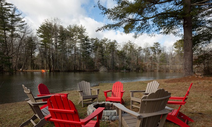 Mountain Home House | Lake Access, Firepit, Gameroom, Mins to AVL/Hendo