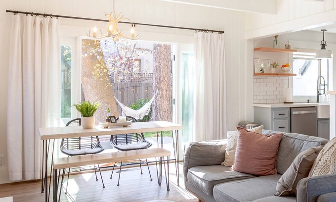 Cedar Glen Cottage | Lake Arrowhead Cottage - Walk to the Lake. Easy snow access!