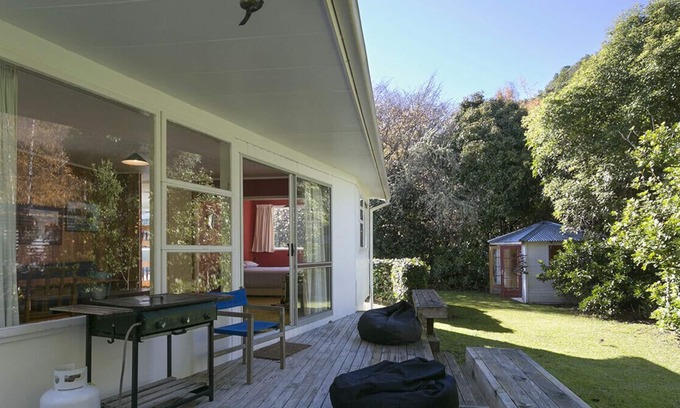 Kinloch Cottage | Lake Bach Escape - Kinloch Bach