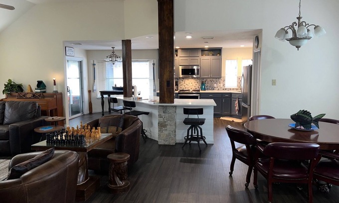 Burnet House | Lake Buchanan Cozy Cove