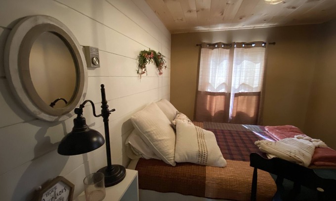 Liberty Cottage | Lake Cottage