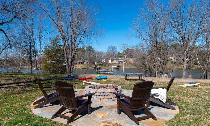 Lebanon House | Lake Days Are the Best Days! Lebanon, TN -Close to Nashville