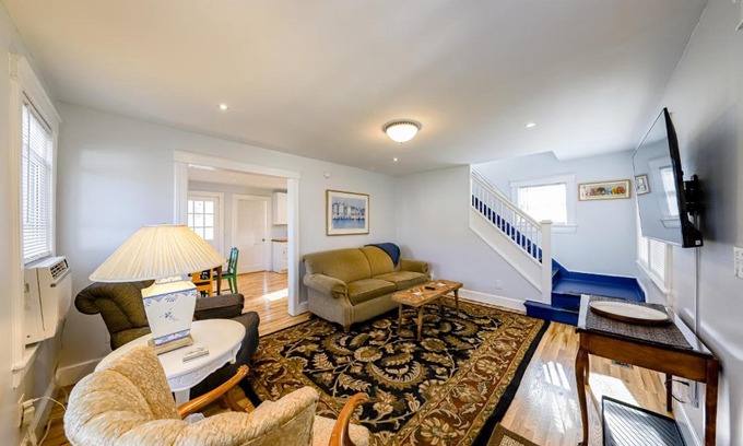 Hammondsport House | Lake Daze