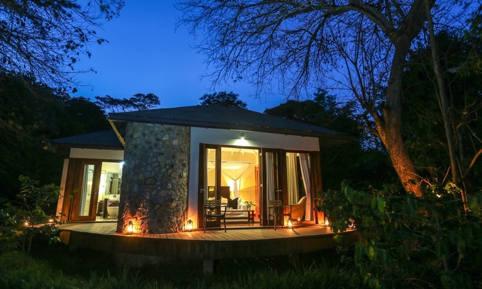 Nkoanrua Cabin | Lake Duluti Lodge