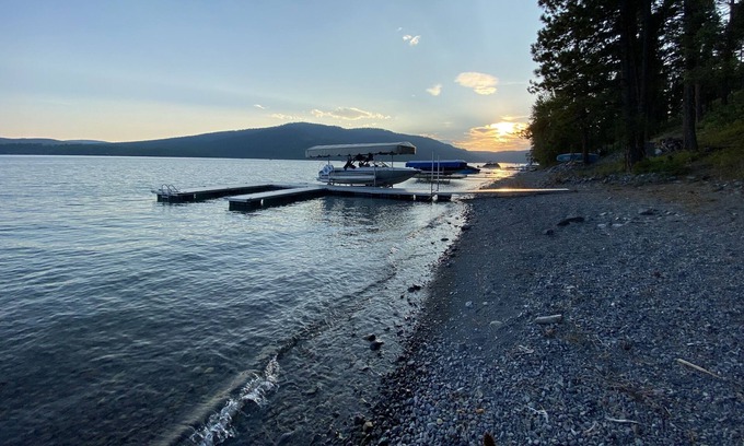 Whitefish Cottage | Lake Front Cabin on Beautiful Whitefish Lake
