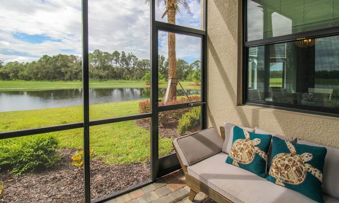 Lakewood Ranch Condo | Lake Front, Golfing, Hole In One