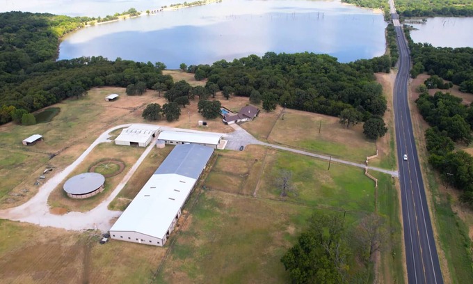 Weston Other | Lake front - Vacation home - The majestic ranch Tioga