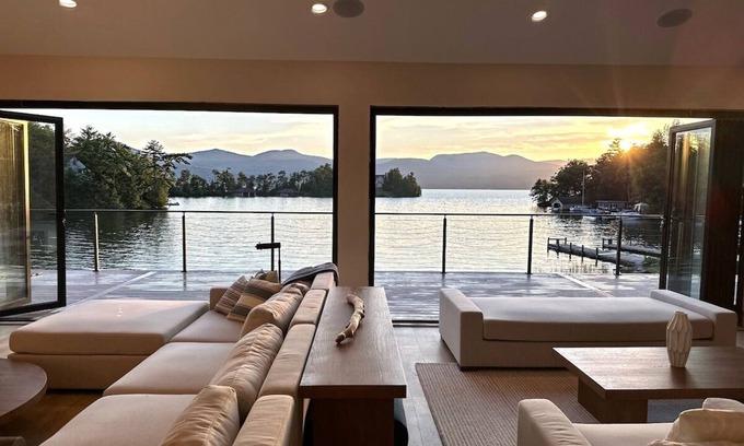 Putnam Station House | Lake George Waterfront Paradise Dock Slip