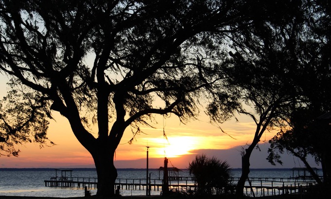 Fort McCoy House | "Lake George Water Front " between Salt Springs and Silver Glenn!