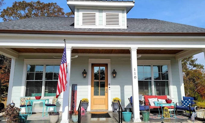 Greenwood Cottage | Lake Greenwood Getaway