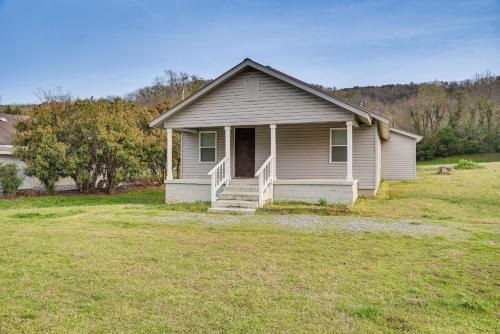 Guntersville House | Lake Guntersville Home 1 Mi to Boat Ramp!