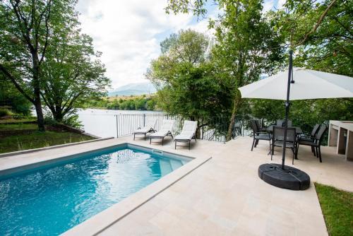 Mostar House | LAKE HOUSE ŠUMICA, Mostar