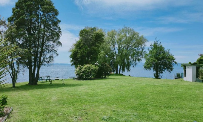 Ngongotaha House | Lake House
